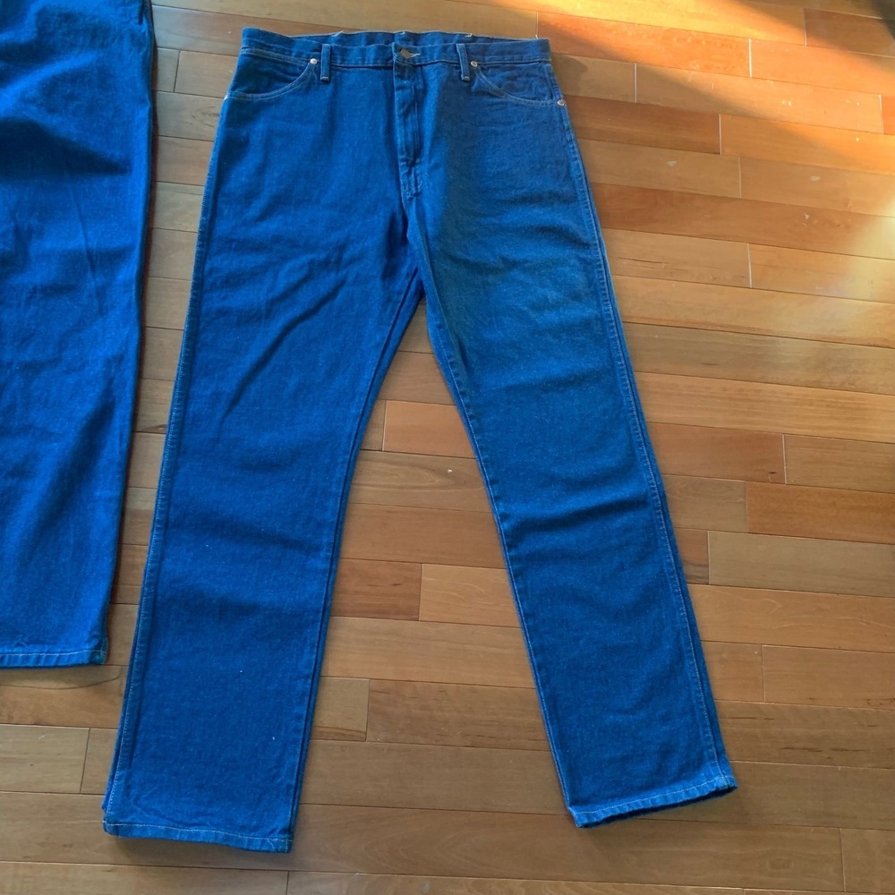 3 Wrangler Jeans Mens 38x34 13MWZPWD 936PWD ( 2 Original 1 Slim Fit) Cowboy Cut - Picture 13 of 16